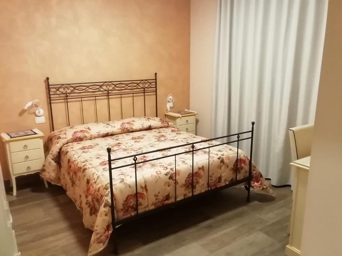 Appartement Il Roccolo Di Valcerasa à Treia Extérieur photo